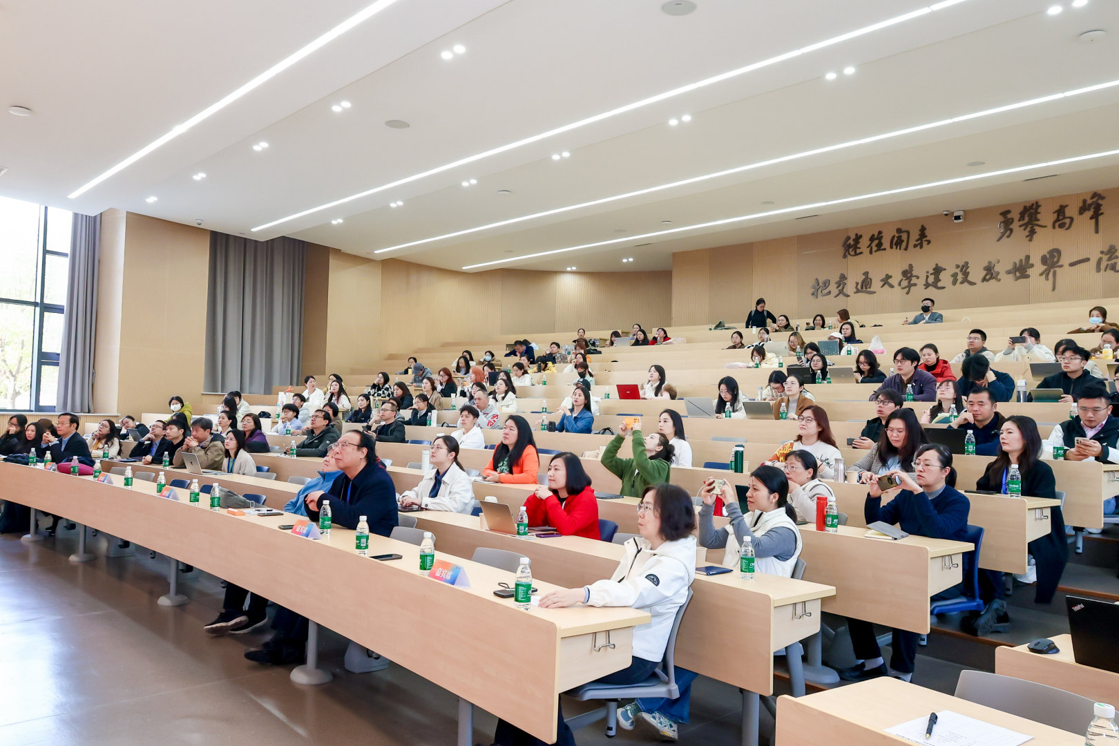 1775118268512817.jpg 1775118268512817.jpg